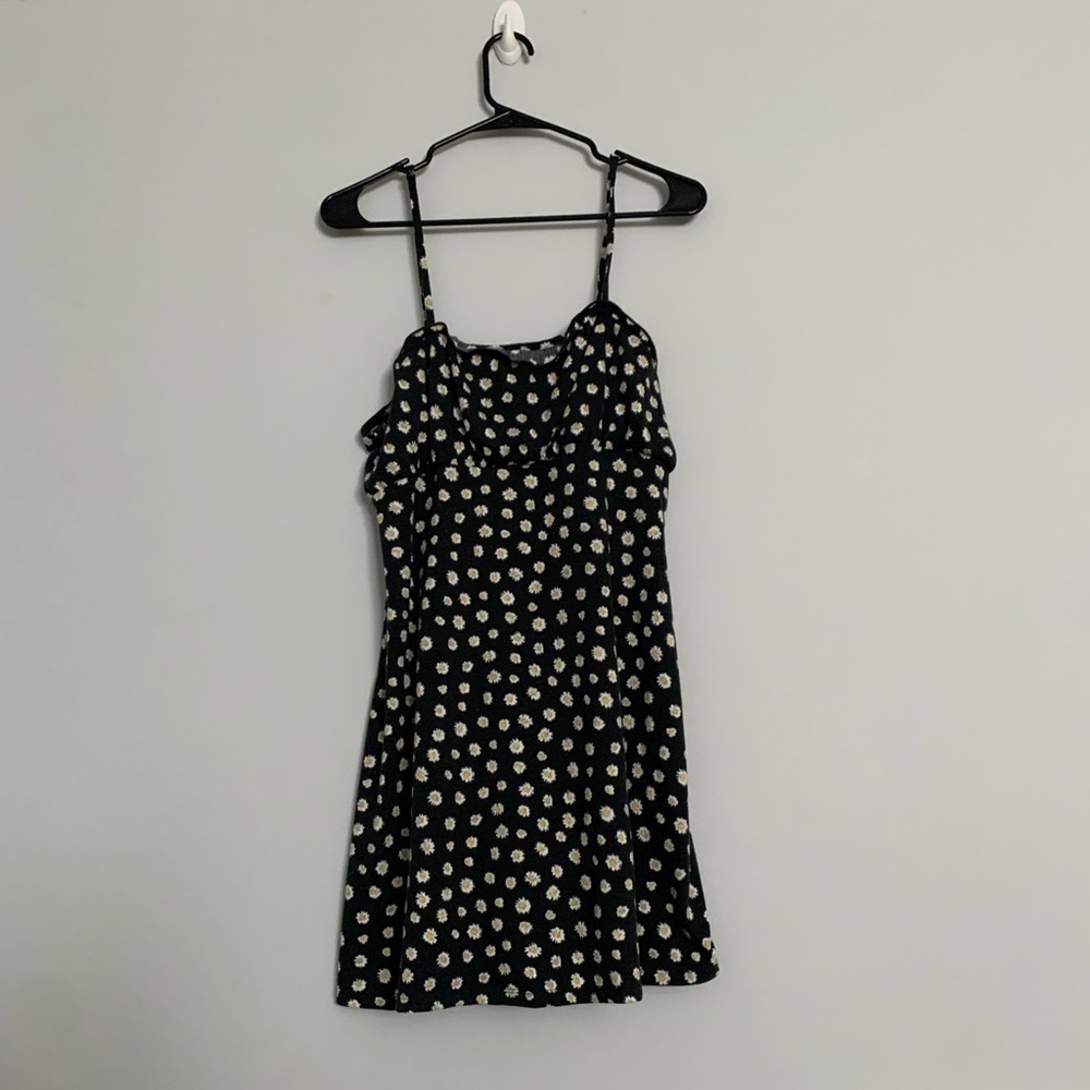 h&m daisy dress